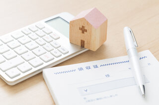 アイキャッチ:［診療報酬］ 日病、入院基本料増額要望へ「最低10％」軸に調整