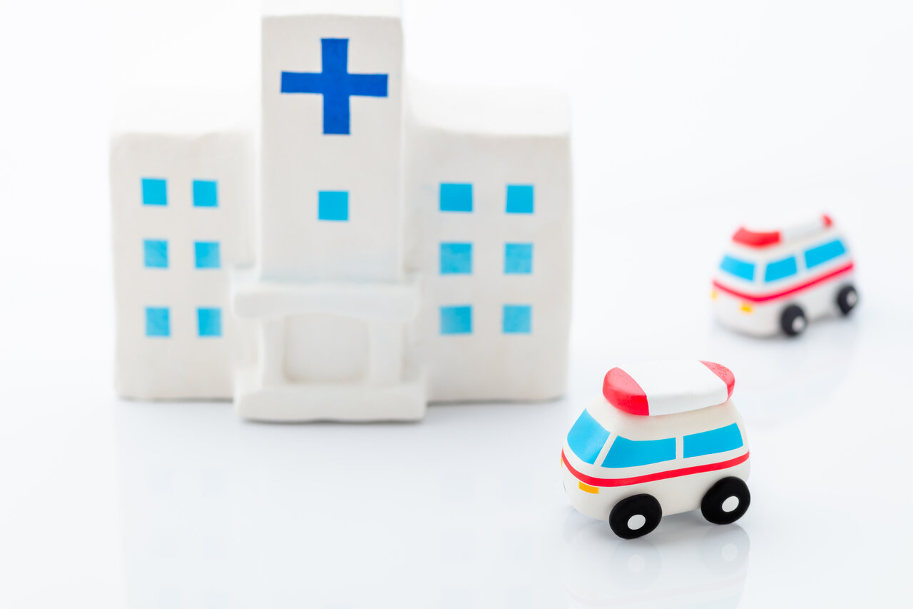 カバー画像:［診療報酬］ 病院・診療所の経営状況議論、「医療存続は危機的状況」診療側