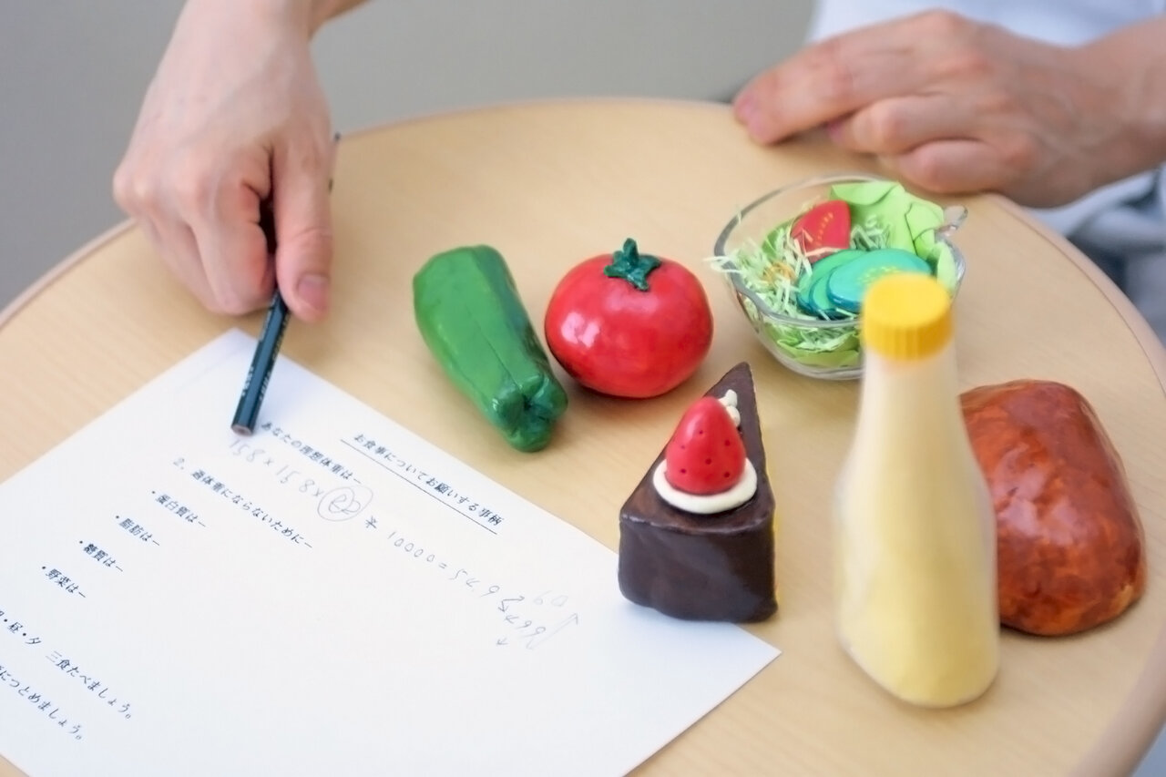 カバー画像:［診療報酬］ 個別改定項目、在宅医療・訪問看護に新たな評価設ける　中医協