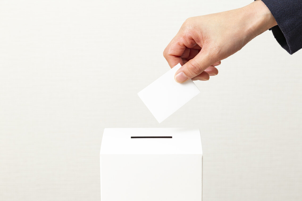 カバー画像:［診療報酬］ 26年改定のパブリックコメントに5,808件の意見、関心の高さ示す