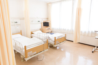 アイキャッチ:［医療提供体制］ 病床数適正化緊急支援事業の詳細を通知　厚労省